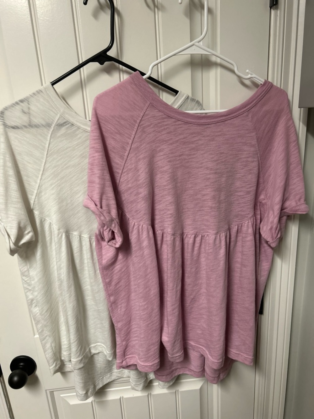 American Eagle Outfitters White and Pink Peplum Short Sleeve Tunic Top